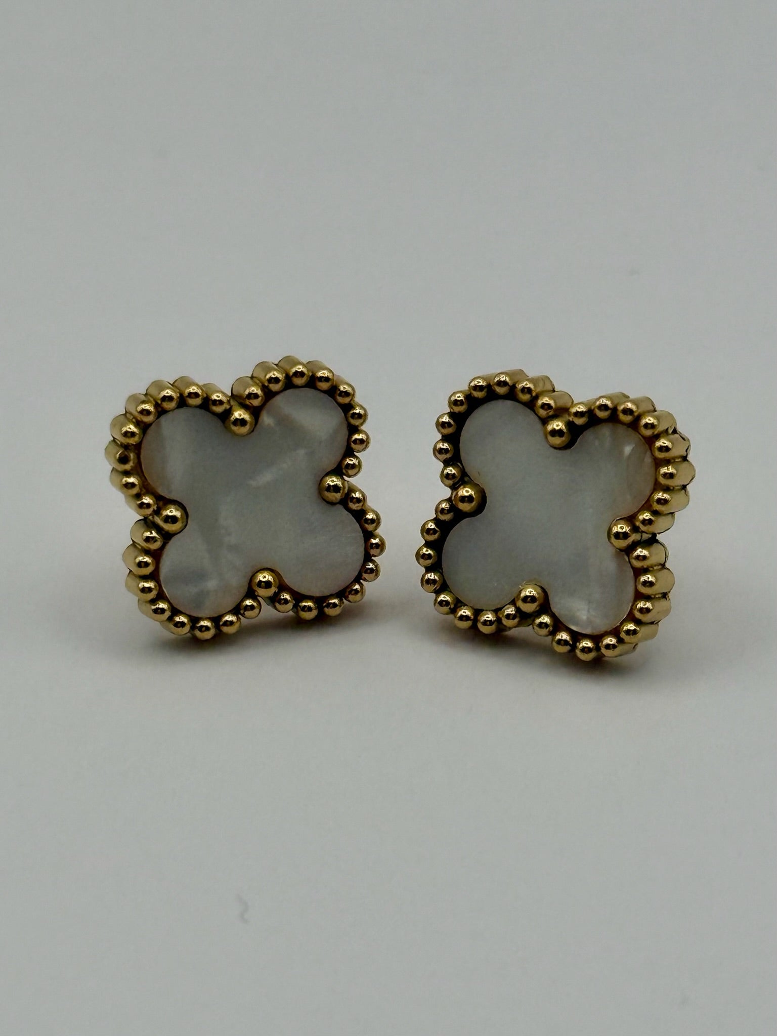 Boucles d'oreilles Puces TREFLE